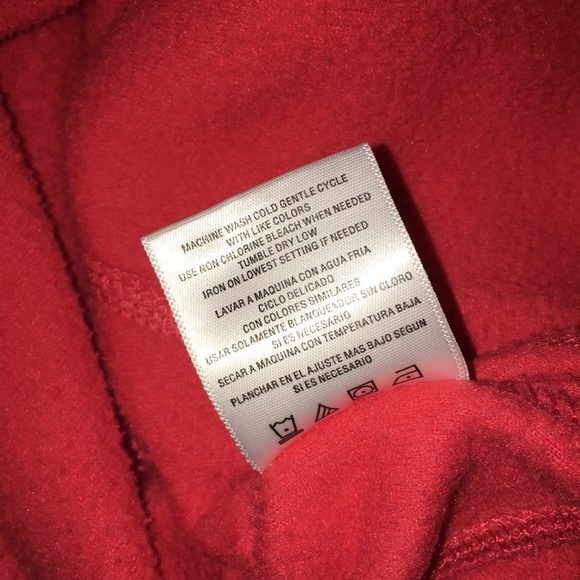 Red fleece everlast pullover , size m - Picture 6 of 6